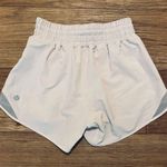 Lululemon Hotty Hot High-Rise Lined Short 4" Photo 3