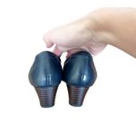 Clarks  Navy Blue Mallory Berry Leather Wedge Shoes Sz 6 Photo 2