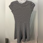 Leota  Medium Compass Rose‎ Black White Geo Mini Dress Short Sleeve Stretch Photo 6