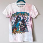 Def Leppard Pink Tie Dye Graphic Short Sleeve Tee Size Medium Photo 1