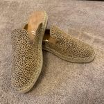 Universal Threads Universal Thread Cheetah Slip On Shoes Photo 0