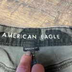 American Eagle Green Camo Corduroy Super Stretch Mom Jean Pants Womens Size 6 Photo 4