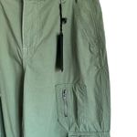 Forever 21 NWT Zipper-Pocket Cargo Pants in Olive Green - Size M Photo 7