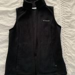 Columbia Black  Vest Photo 0