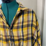CP Shades Yellow Plaid 100% Cotton Long Sleeve Button Up Photo 1