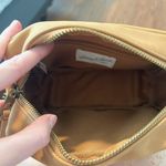 Universal Threads Universal Thread Camera Crossbody Bag With Strap Photo 2