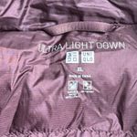 Uniqlo Down Fill Puffer Vest Women's XL Ultra Light Wine Zip Water Resistant Photo 4
