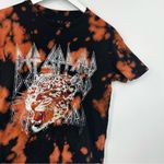 Def Leppard  Custom Bleach Splatter Short Sleeve Graphic Band Tee Size Medium Photo 2