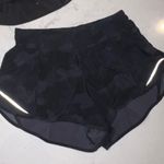 Lululemon Hotty Hot Short 2.5” Photo 0