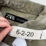 ZARA Shacket Womens X Small Green Corduroy Raw Hem Shirt Jacket Photo 3