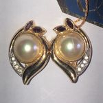 Crystaline Brand Lustrous Gold Tone and Faux Pearl Retro Boho Leaf Earrings Photo 1
