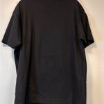 Saks 5th Avenue Conversations for Saks Fifth Avenue Black Tee with Holiday Scene Women’s Large Photo 5