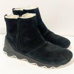 Sorel  Women's Kinetic Boot Size 10 Waterproof Short Bootie Black Suede Sherpa Photo 2