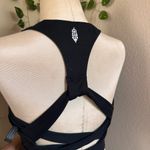 Women’s Free People Movement Sports Bra Size Médium Black Size M Photo 3