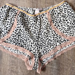 Victoria's Secret  Sleep shorts leopard print and lace size S‎ lounge Photo 0