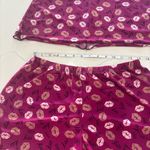 Thavata Women's Pink and black Lip Print Sleepwear Set size M Size M Photo 2