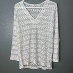 Ivory Open Knit V Photo 3