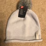 Under Armour Women’s light blue/silver  Ski beanie Photo 0