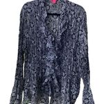 Sunny Leigh 🖤🤍  Macy’s Lightweight Crinkly Ruffles Buttons Feminine Romantic Photo 0