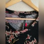 Well Worn NWT  V Neck Long Sleeved Soft  Botanical Floral Top Photo 2