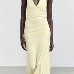 ZARA  butter yellow fitted maxi halter dress evening party wedding coctail  Photo 9