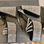 Azalea Wang SZ 8.5 Katherine ankle platform Photo 3