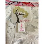 Fig & Flower Boho Floral Tie Blouse Size Large Lace Detail Red 3/4 Sleeves Flowy Photo 5