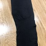 Black Leggings Photo 2