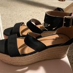 Qupid Platforms Photo 1