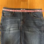 Kensie  raw hem bottom jeans size 10/30. Photo 6