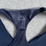 Beyond Yoga Racerback Sports Bra Metallic Navy Blue Activewear Size Womens Small Photo 4