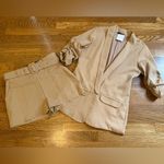 NWT short suit size M Tan Size M Photo 9