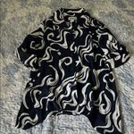 Peck & Peck  Black and White Swirl Button Down Shirt Photo 0