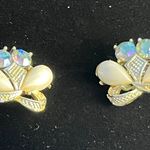 Stunning Vintage Clip On Earrings Faux Pearl Rhinestones Silver Tone Coquette Photo 0