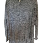 H&M  long sleeve large high low hem gray crew neck blouse Photo 0