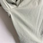 Athleta Salutation Stash Pocket II Capri Pant Eucalyptus Green size 3X Photo 7