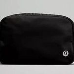 Lululemon Everywhere Belt Bag Photo 0