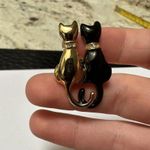 Rhinestone Gold Tone & Black Enamel Brooch Pin Kitty Cat Couple Photo 2