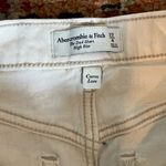 Abercrombie & Fitch  The Dad Short High Rise ivory cream sz 4 Curve Love Photo 2