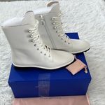 Stuart Weitzman Laine Pearl Leather Combat boots in shite size 8.5 B Photo 1