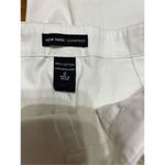 NWT New York & Company Women's Sailing Twill Pearl Pedal Pusher Shorts Size 2 Photo 3