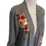Entro NWT  grey kimono bell sleeve grey floral cardigan L Photo 2