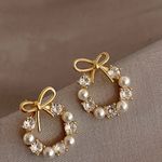 Gold Pearl Bow Earrings White Photo 4