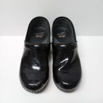 Dansko  XP 2.0 Floral Patent Nursing Clogs Size 38 = 7.5 - 8 Women's US Black Photo 1