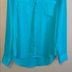 EXPRESS Women's The Portofino Shirt Sea Foam Green Chiffon Hi-Low Button-Up Photo 2