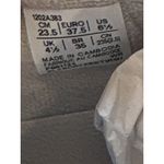 ASICS Gel-1090 V2 Sneakers in Oatmeal & Oyster Grey Womens 6.5 With Box Athletic Photo 9