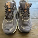 Brooks Ghost 12 Running Shoes Granite Peacoat Peach Women’s size 9.5 B Photo 2