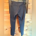 Athleta Headlands Hybrid Cargo Mid Rise Hiking Leggings Size 10 Photo 2