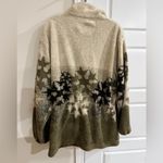 Cabela's  Women's Beige and Green Zip-Up Drawstring Fleece Jacket XL Photo 2