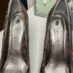 TWO LIPS Vintage Snakeskin Peep Toe Pumps Rhinestone Embellishment, Size 9M Brown Photo 4